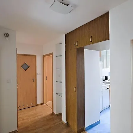 Urbannest- Sonaty 6c Apartment *