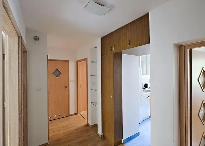 Urbannest- Sonaty 6c Apartment *